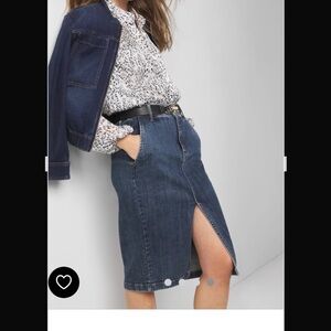 White House Black Market Blue Knee-Length Pencil Skirt